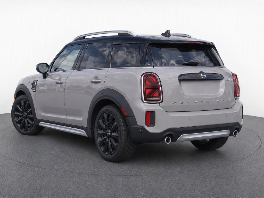 Used 2024 MINI Cooper Countryman S w/ Premium Package FWD image 4