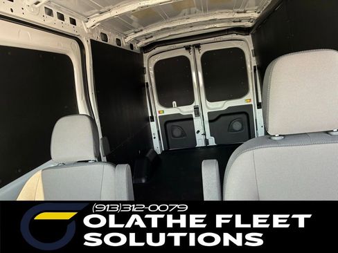 New 2025 Ford Transit 250 148 Medium Roof w/ Load Area Protection Package image 9