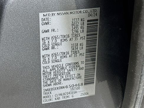 Used 2024 Nissan Frontier SV image 12