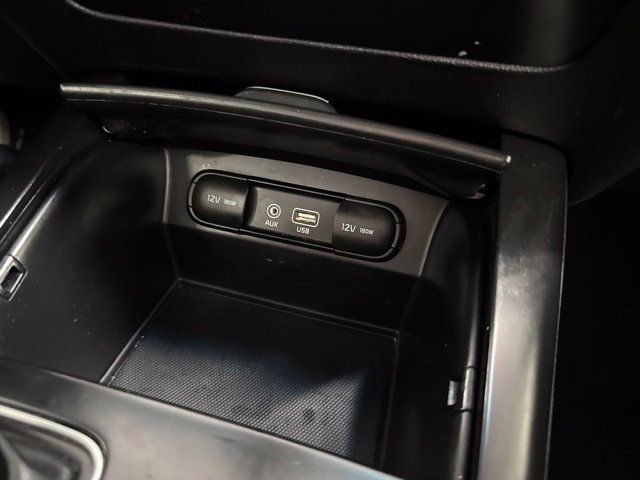 Used 2020 Kia Sorento LX AWD/4WD image 40