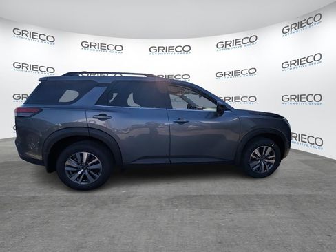 New 2026 Nissan Pathfinder SL FWD image 8