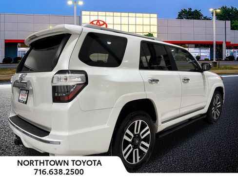 Used 2016 Toyota 4Runner Limited image 24