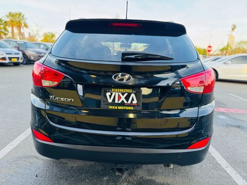 Used 2014 Hyundai Tucson SE image 6