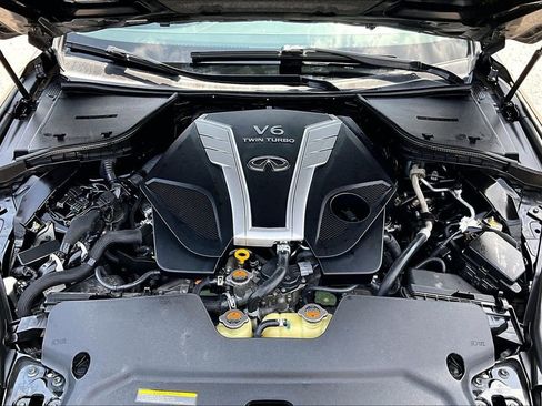 Used 2018 INFINITI Q50 Sport w/ Proactive Package RWD image 9