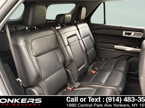 Used 2023 Ford Explorer Limited image 52