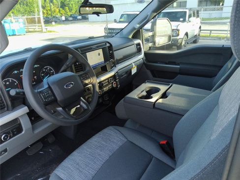 New 2026 Ford F350 XLT AWD/4WD image 14