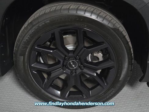 Certified 2025 Honda Pilot Touring image 12