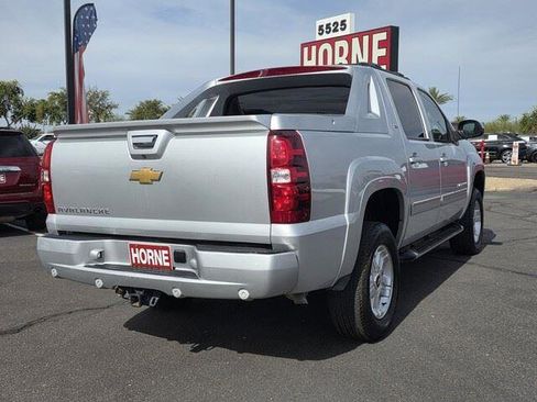 Used 2012 Chevrolet Avalanche LT w/ Suspension Package, Off-Road image 8