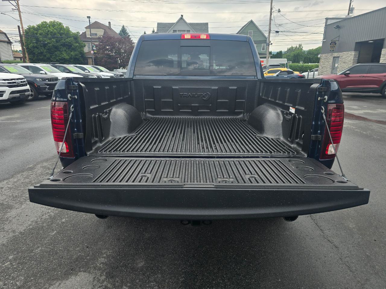 Used 2022 RAM 1500 Warlock AWD/4WD image 17