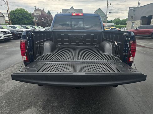 Used 2022 RAM 1500 Classic Warlock AWD/4WD image 17