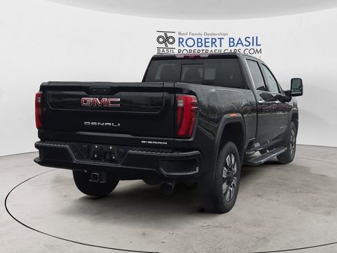 Used 2024 GMC Sierra 2500 Denali w/ Denali Reserve Package image 5