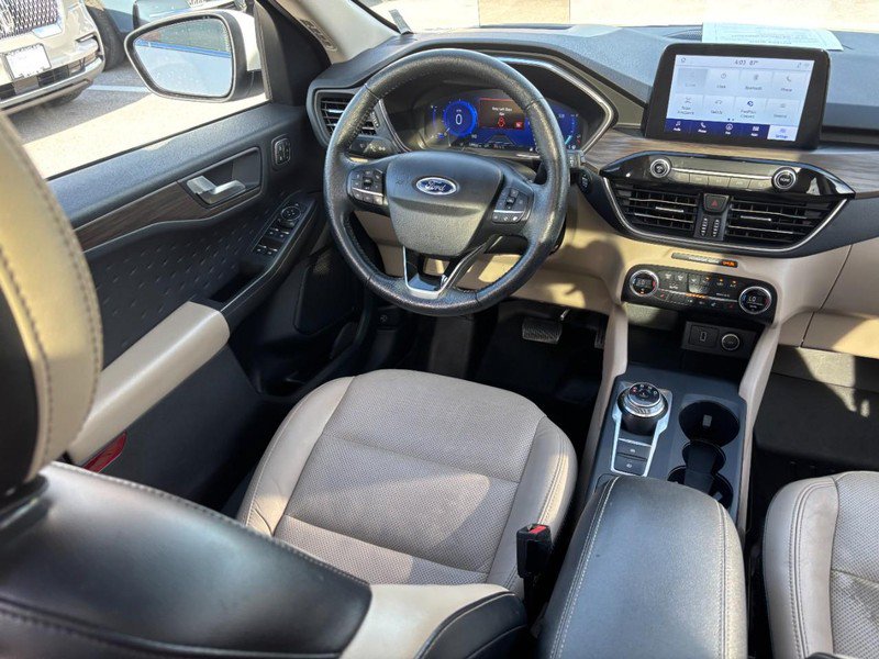 Used 2020 Ford Escape Titanium FWD image 12