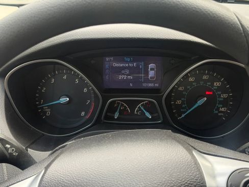 Used 2014 Ford Focus SE FWD image 12