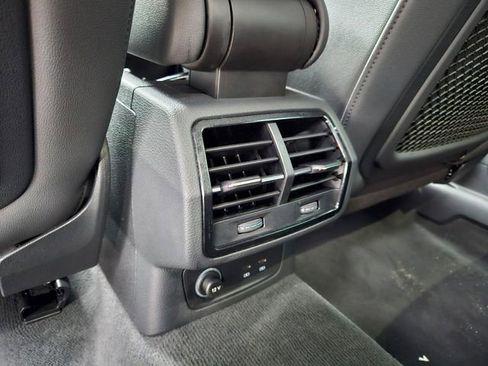 Used 2021 Audi Q3 2.0T Premium w/ Convenience Package image 16