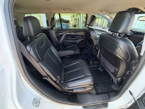 Used 2022 Jeep Grand Cherokee L Limited w/ Trailer Tow Group (B) image 29