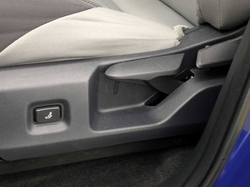 Used 2024 Toyota Tacoma TRD Sport image 17