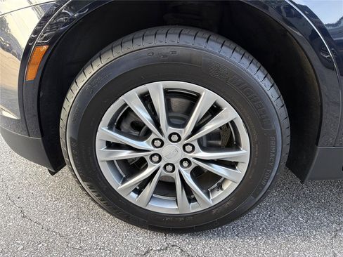 Used 2022 Cadillac XT5 Premium Luxury FWD image 10