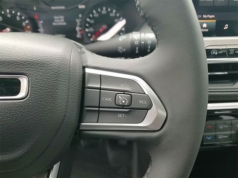 Used 2023 Jeep Compass Altitude w/ Convenience Group image 25