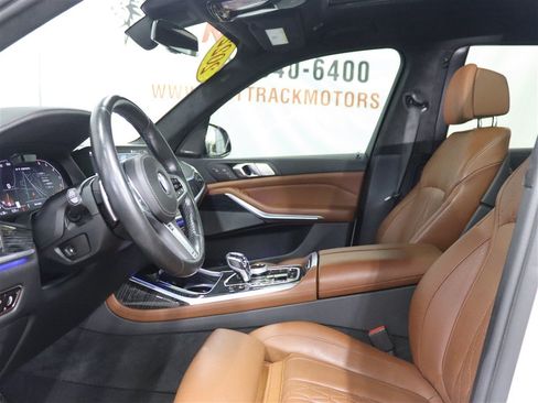 Used 2022 BMW X7 M50i AWD/4WD image 16