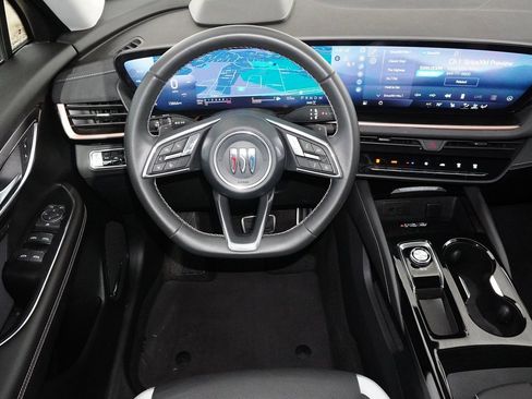 Used 2025 Buick Envision Sport Touring image 21