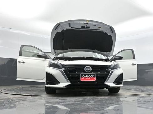 Used 2025 Nissan Altima 2.5 S image 47