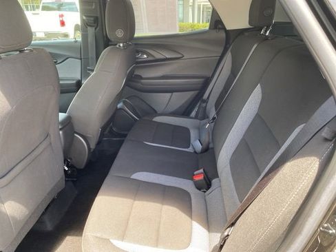 Used 2023 Chevrolet TrailBlazer LT w/ Convenience Package image 31