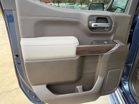 Used 2019 GMC Sierra 1500 SLT image 36