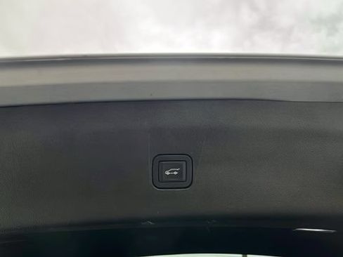 Used 2023 Buick Enclave Essence w/ Experience Buick Package FWD image 26
