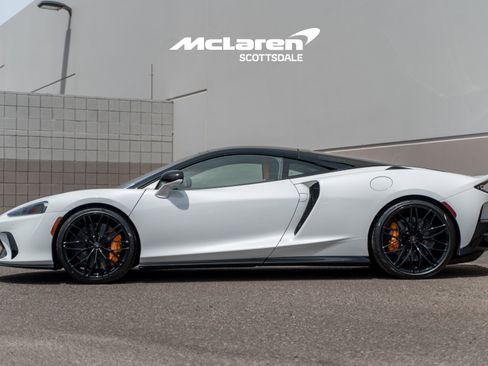 New 2026 McLaren GTS RWD image 4