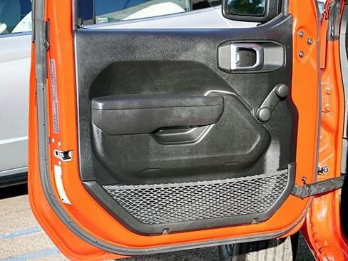 Certified 2022 Jeep Wrangler Sport image 18