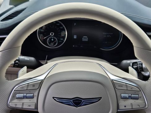 New 2026 Genesis G70 2.5T Prestige image 13