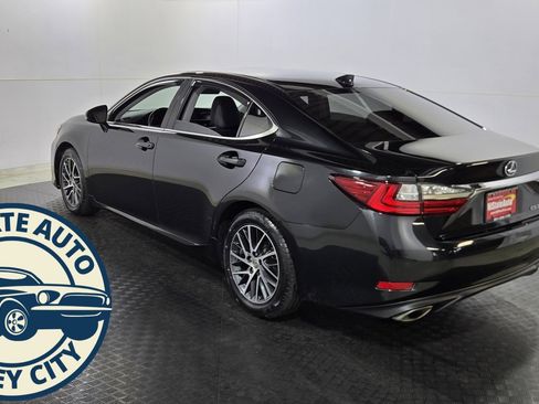 Used 2017 Lexus ES 350 350 image 5