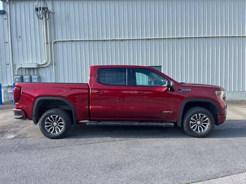 Used 2022 GMC Sierra 1500 AT4 w/ AT4 Preferred Package AWD/4WD image 4
