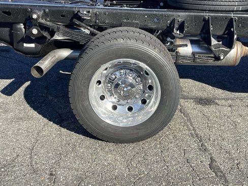 New 2026 RAM 4500 Tradesman w/ Chrome Appearance Group AWD/4WD image 12