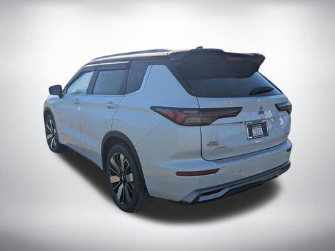 New 2026 Mitsubishi Outlander SEL FWD image 5