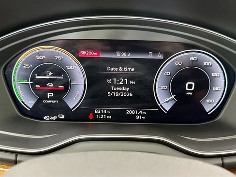Certified 2024 Audi Q5 e Premium Plus w/ Premium Plus Package AWD/4WD image 32