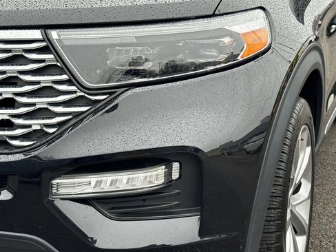 Used 2022 Ford Explorer Platinum w/ Equipment Group 601A image 9