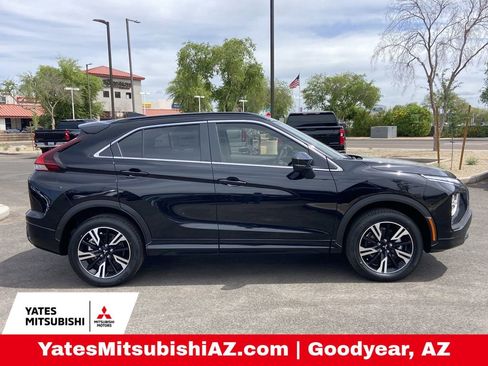 New 2026 Mitsubishi Eclipse Cross SEL image 2