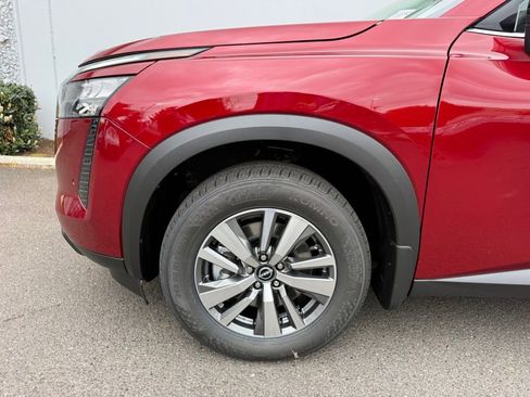 New 2026 Nissan Pathfinder SL AWD/4WD image 13
