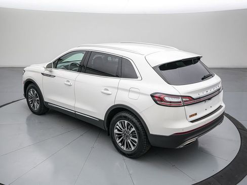 Used 2022 Lincoln Nautilus AWD w/ Premium Package image 7