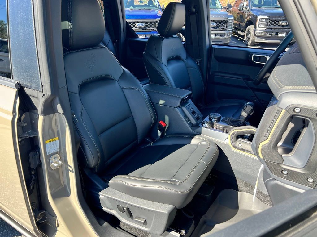 New 2025 Ford Bronco Badlands AWD/4WD image 20