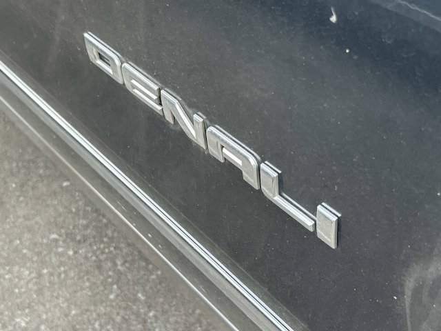 Used 2017 GMC Sierra 1500 Denali w/ Denali Ultimate Package AWD/4WD image 5