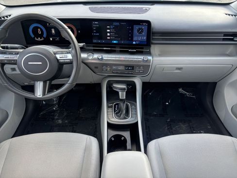 Used 2025 Hyundai Kona SEL image 29