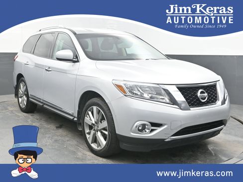Used 2013 Nissan Pathfinder Platinum image 1