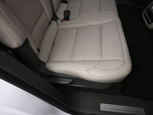 Used 2024 Lincoln Nautilus Premier AWD/4WD image 26