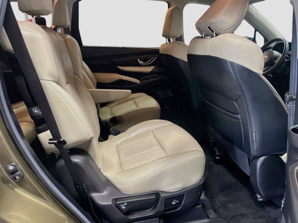Used 2024 Subaru Ascent Limited w/ Technology Package AWD/4WD image 30