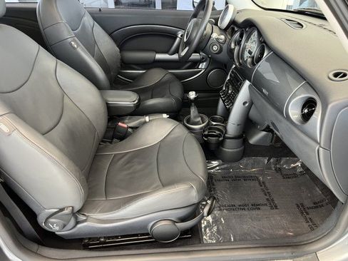 Used 2004 MINI Cooper S FWD image 13