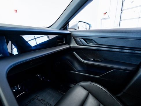 Used 2024 Porsche Taycan image 46