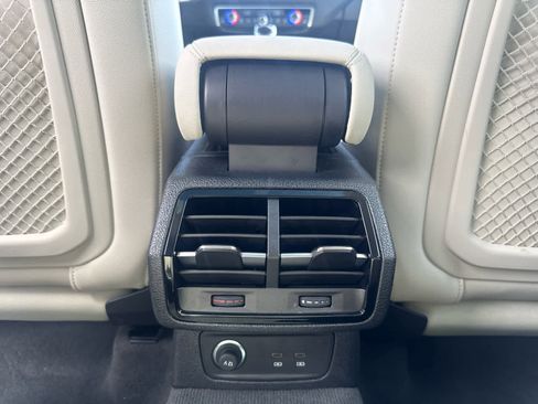 Used 2025 Audi Q3 2.0T Premium w/ Convenience Package image 18