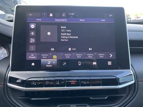 Used 2024 Jeep Compass Trailhawk image 19